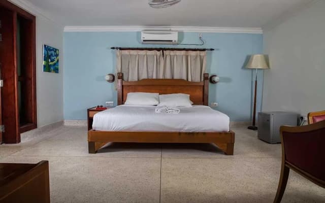 Tanjung Inn - photo 3