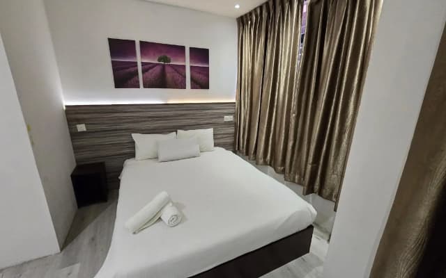 One Point Hotel - RH Plaza - photo 4