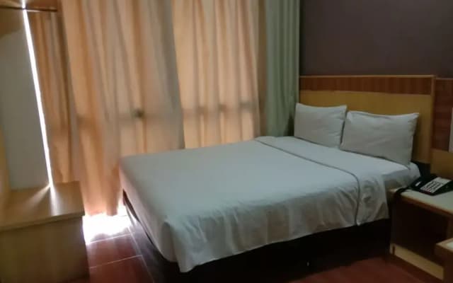 Oyo 89866 Houz Inn - photo 3
