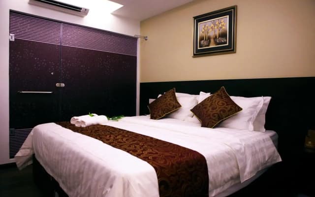 J Suites Hotel - photo 5