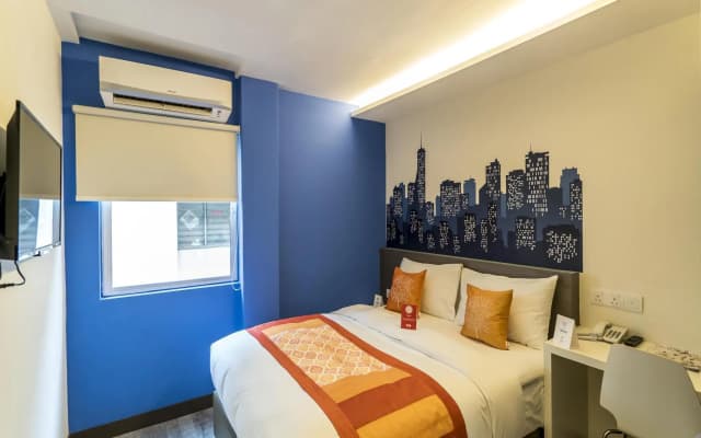 City Edge Hotel - photo 2