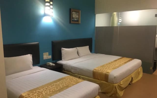 Eight Days Boutique Hotel - photo 4
