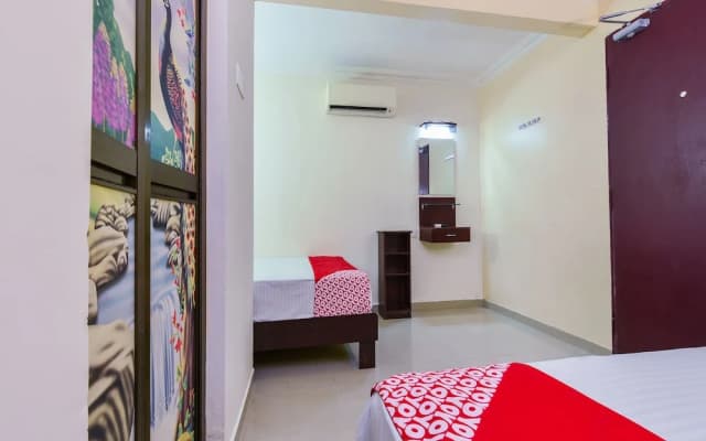 OYO 90562 J Hotel PJ - photo 5