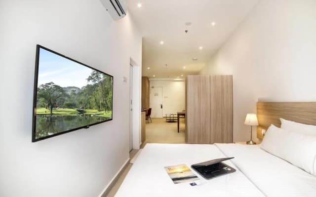 The Signature Serviced Suites Puchong - photo 3