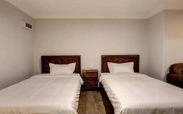 Hotel Kristal - photo 2