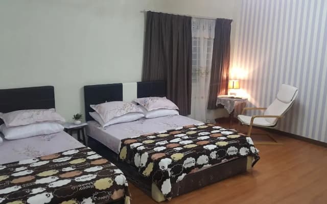 D'hartamas Guesthouse - photo 2