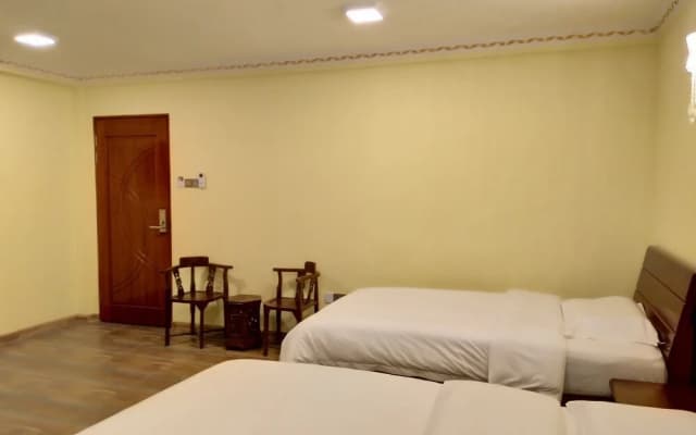 Uncle Ho Motel - photo 3