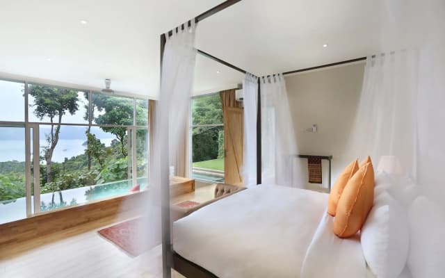 Ambong Pool Villas - photo 4