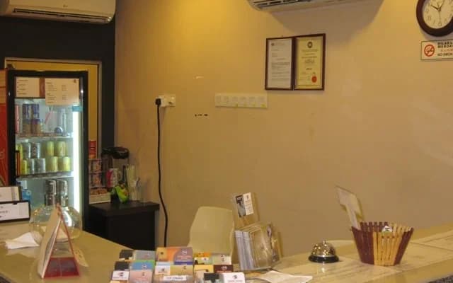 Three Top Hotel - photo 5
