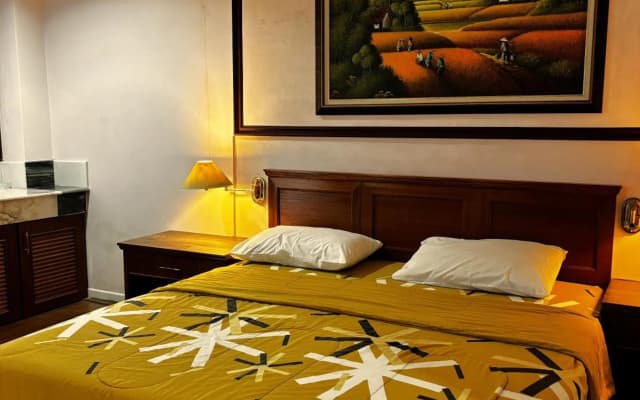 The Cool Point Hotel - photo 3