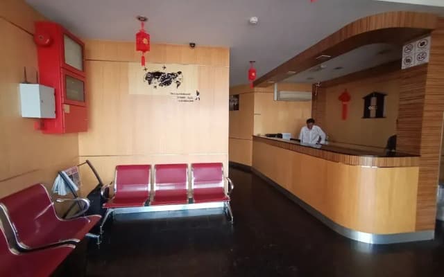 Oyo 89866 Houz Inn - photo 2