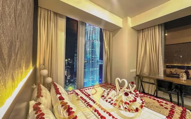 Tropicana The Residence KLCC Golden Crown - photo 2