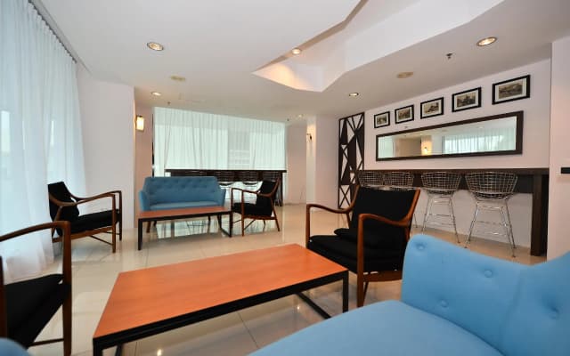 TF Riverside Hotel - photo 3