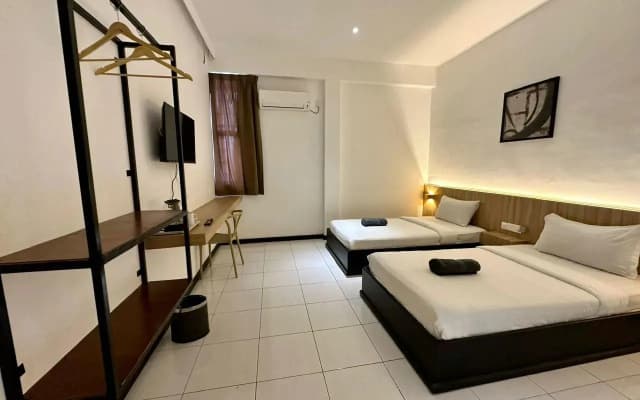 OYO Tawau Hospital Formerly Mangrove Hotel - photo 3