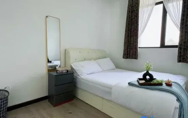 Putrajaya Antara Residence Air-Con Suite Facing Lake View - photo 2