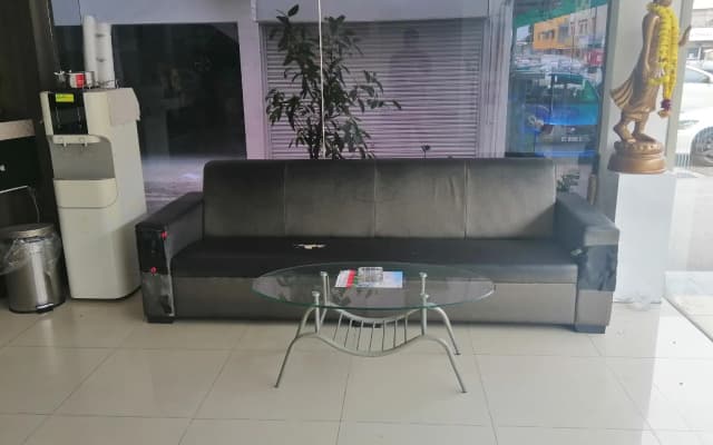OYO 90028 Ragula Hotel - photo 4