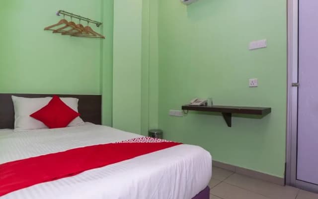 OYO 1172 Hotel Shlyo - photo 5