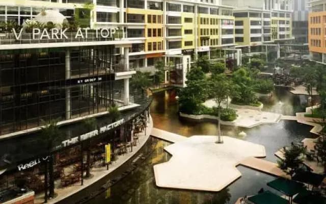 S1 The Snowy @ Fresh and Cosy Setiawalk Puchong - photo 4