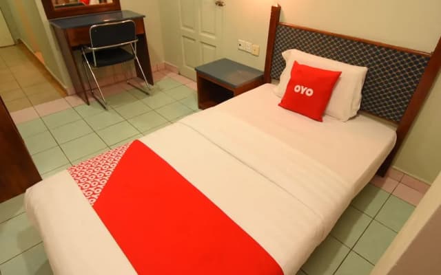 OYO 89642 Highway Inn - photo 5