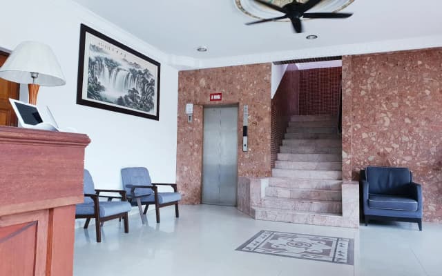 Champcity Hotel - photo 2