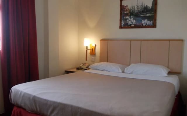 89968 Sri Sutra Hotel - photo 5