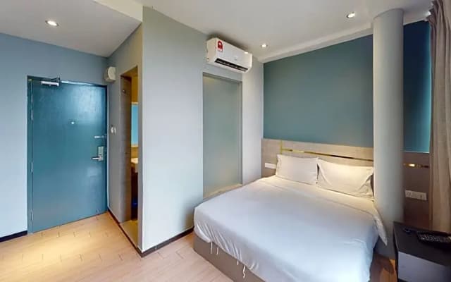 Hotel 99 Sepang KLIA - photo 4