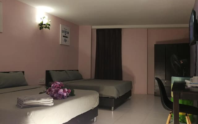 Live Com Hotel - photo 3