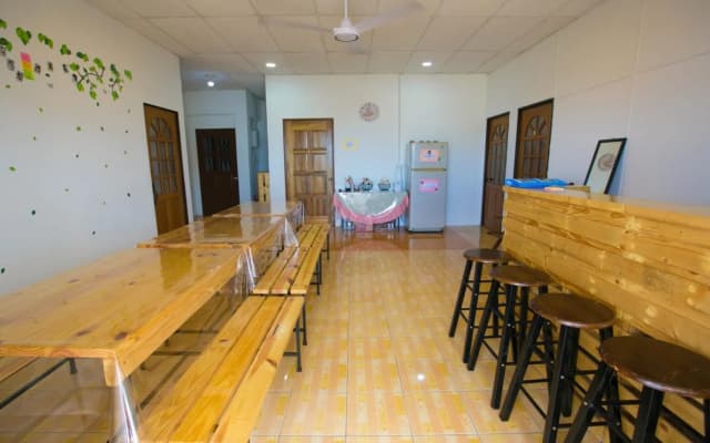 Alice Semporna Backpackers Hostel - photo 4