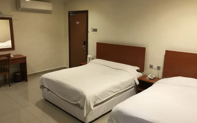 Aeton Hotel - photo 3