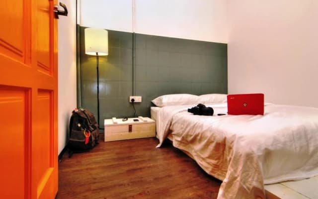 Queen's Hostel- Female Friendly - photo 3