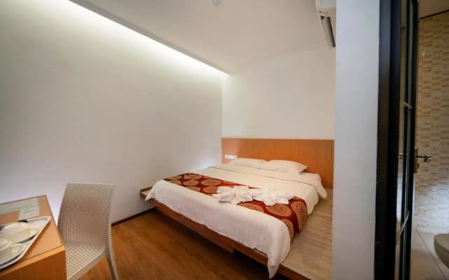 1 Million Hotel - photo 3