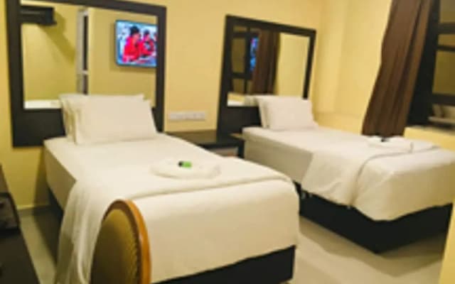 City Times Inn Hotel 2 - photo 4