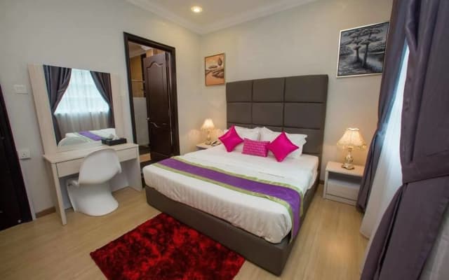Smurf Inn Homestay - photo 5