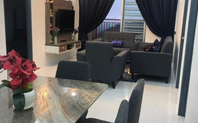 Ramadhina Eagle Eye View Home2stay Emerald Avenue - photo 2