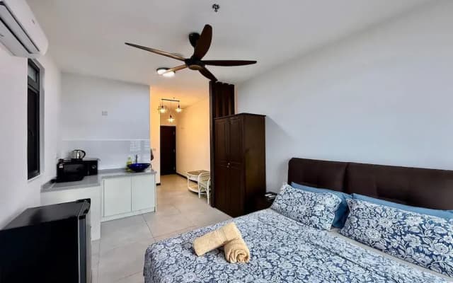 Neu Suites Horizon View Apartments - photo 3