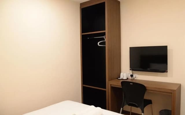 MII Smile Hotel - photo 2