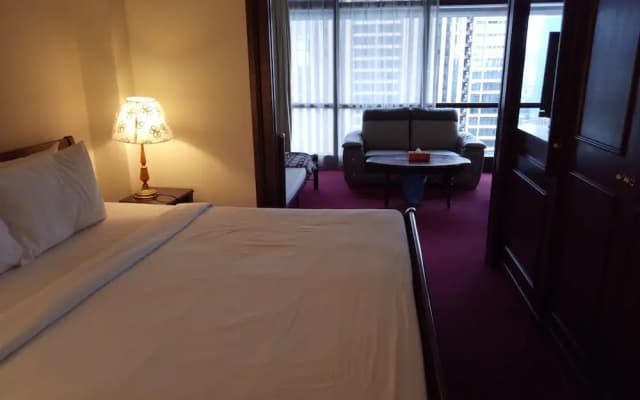 Real Point Suites at Times Square - photo 5