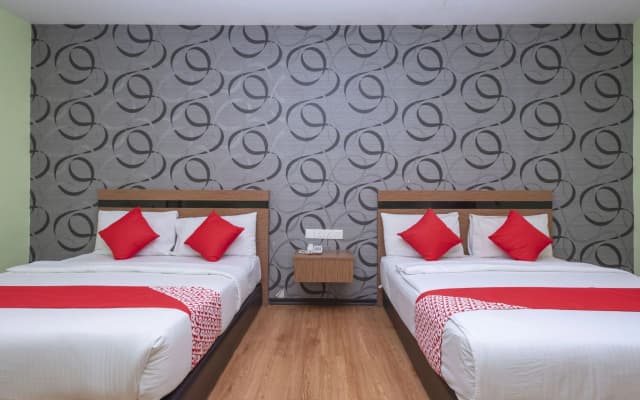 OYO 503 Hotel Aromas JB - photo 2