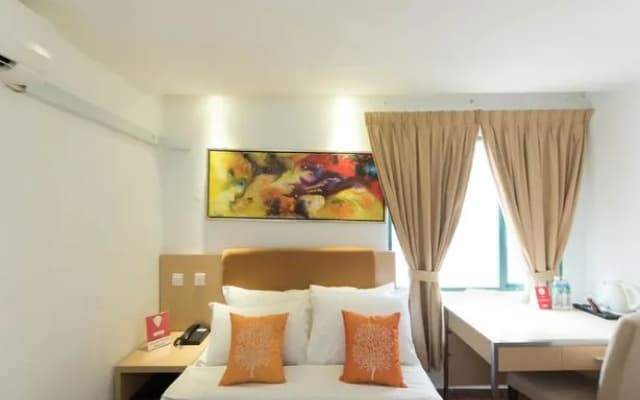 OYO Rooms Chowkit Maju Junction Mall - photo 5