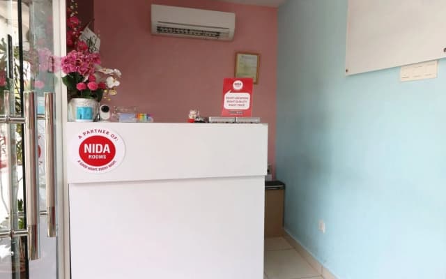 Colour Hotel - photo 2