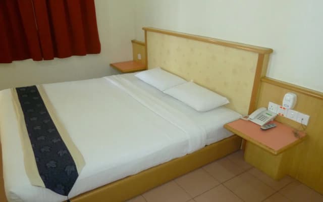 Intan Beach Resort - photo 4