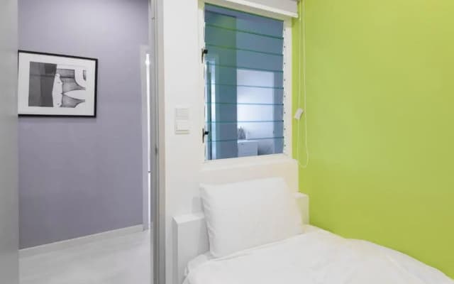 Straits Garden Suites - photo 4