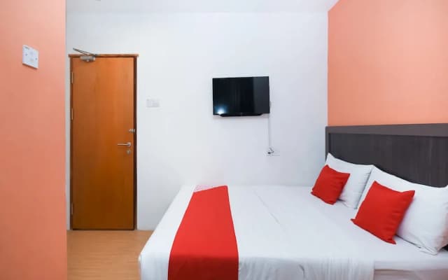 Harmony Stay by OYO Rooms - photo 2
