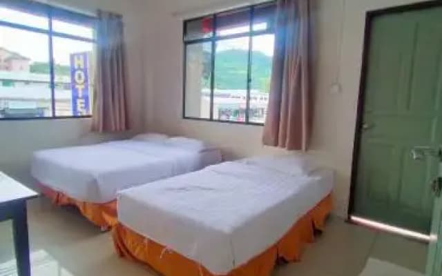 Lodge 88 I by OYO Rooms - photo 3