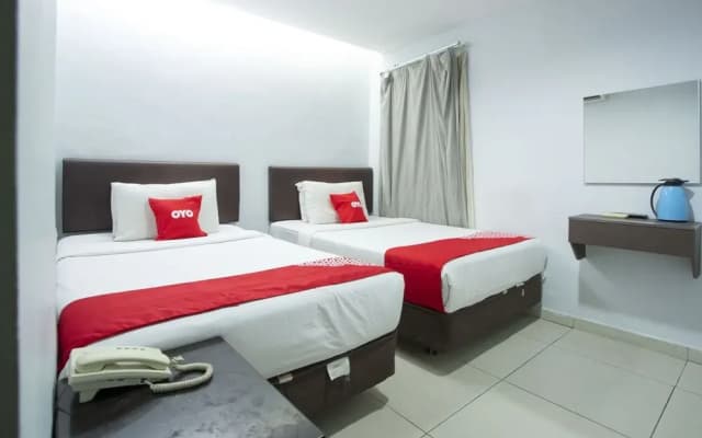Oyo 90624 Thank Q Inn 4 - photo 3