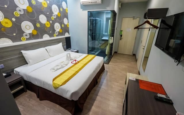 Indra Hotel - photo 3