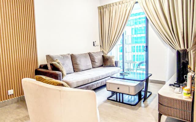 Mall Suite at Sunsuria Forum by HCK - photo 3
