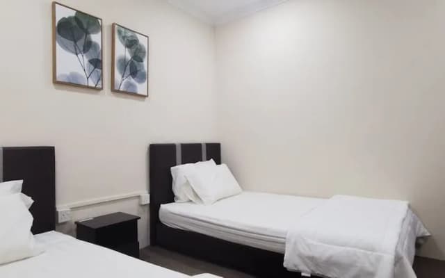 90372 Greybirds Hostel - photo 4
