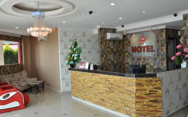 Hotel Double Star KLIA (Sepang) - photo 2