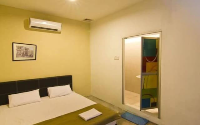 Guest Inn Muntri - photo 5